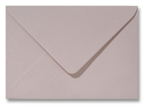 Envelop Metallic caramel 11x15,6 -  op bestelling voor
