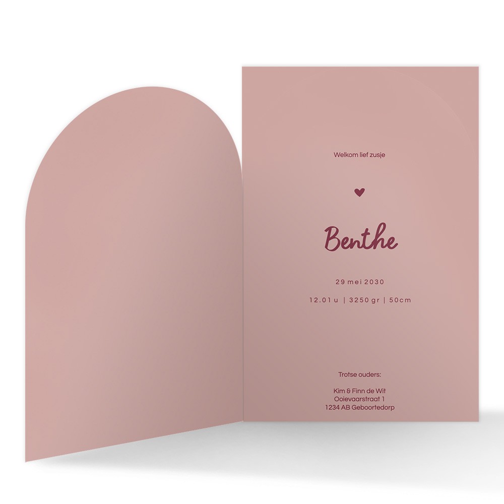 Geboortekaartje meisje met stoeren kleuren en minimalistisch design op een bijzondere boogvorm - Benthe