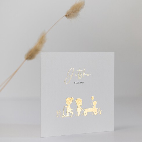 geboortekaartje-zusje-goudfolie-bijzonder-minimalistisch