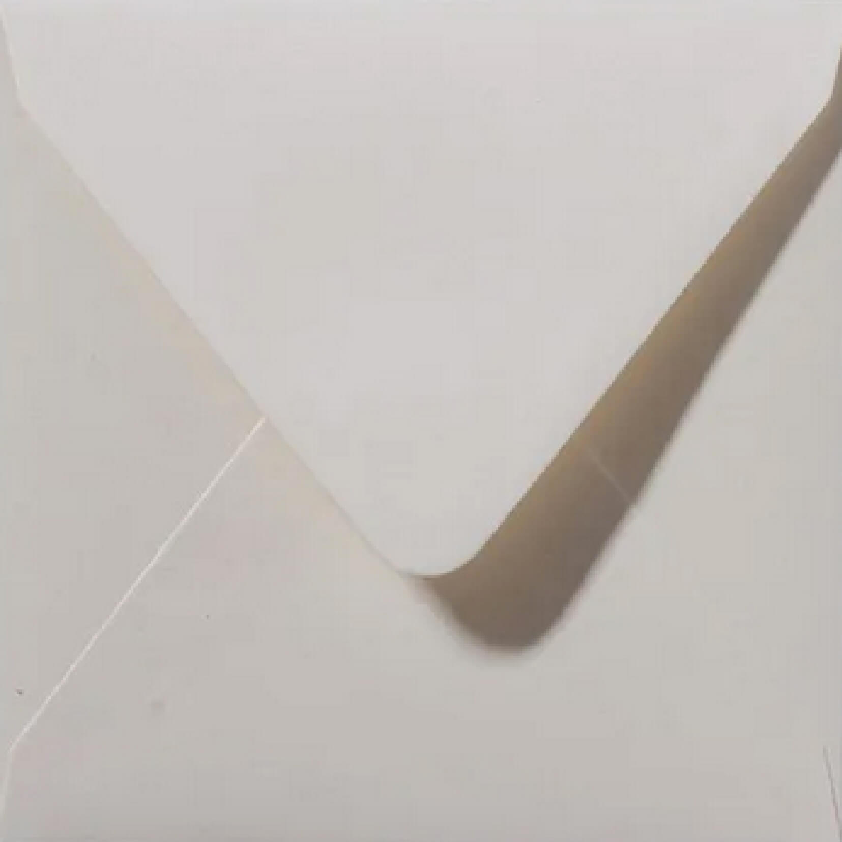 Envelop: Geboortekaartje zoon met typografische letters en velvet look - Jaxx
